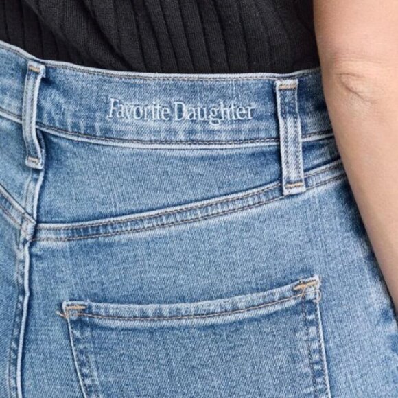 Favorite Daughter Petite Valentina Shortie Super High Rise Cigarette Jeans 24 - Picture 5 of 9